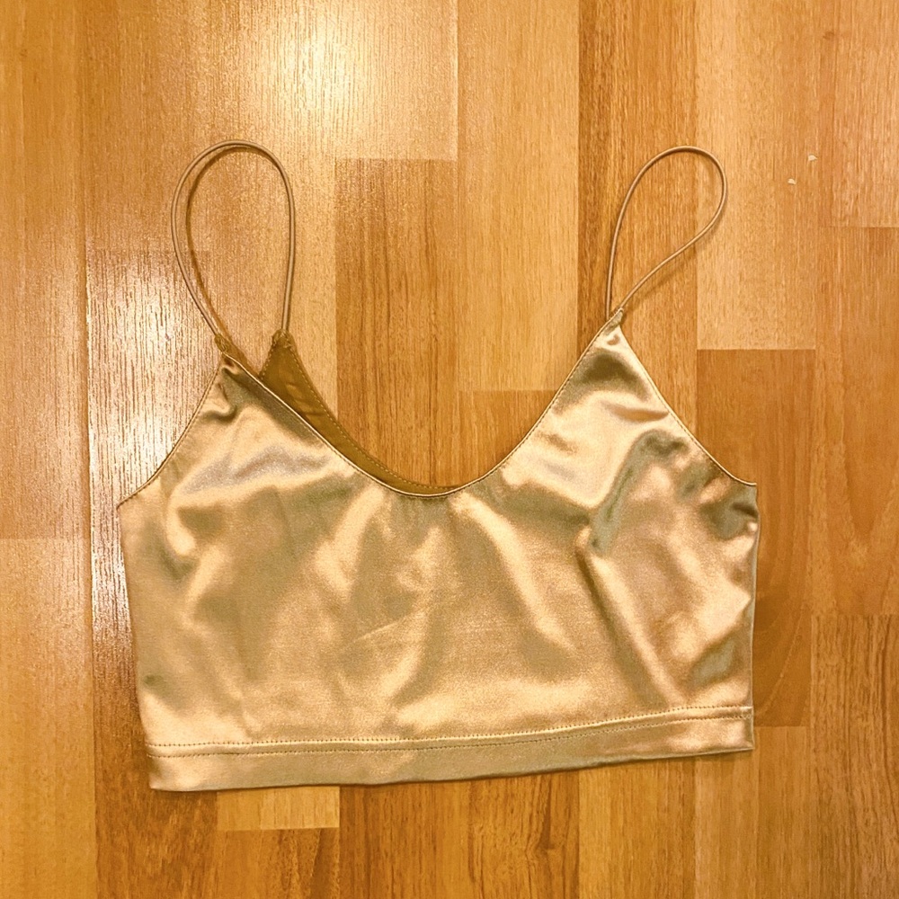 🔥MASSIVE CLEARANCE!💸 5/$40 -Out From Under Urban Outfitters Cropped Tank. NWOT